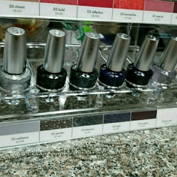 OPI DESIGNER SERIES "#037 MYSTERY" diamond dust Holographic - Picture 8 of 8